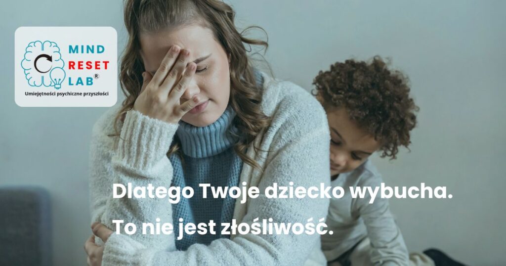 zmeczona-mama-dziecko-wybucha-placzem-i-krzykiem